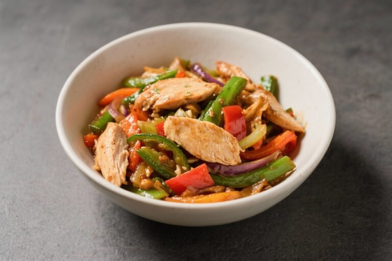 Chicken & Veggie Stir-Fry Bowl – Quick, Colorful, and Satisfying