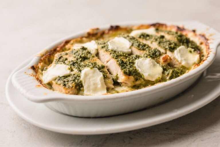 Pesto Chicken And Mozzarella Bake – Simple, Comforting, And Full Of Flavor
