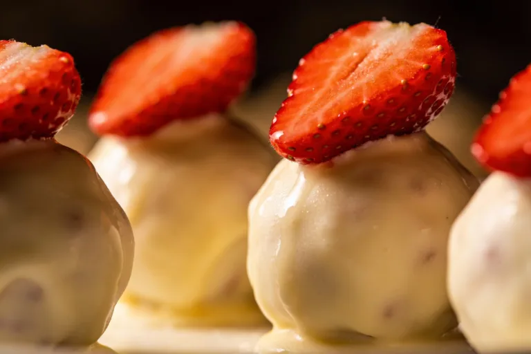 Keto Strawberry Cream Fat Bombs