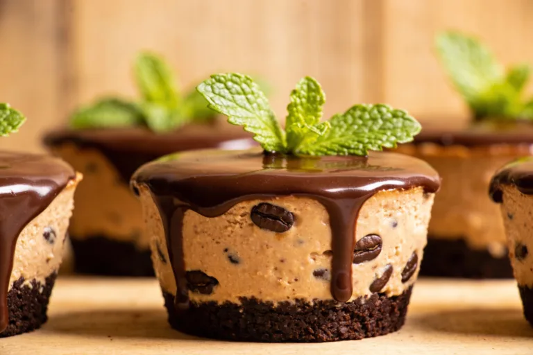 Keto Mocha Cheesecake Cups